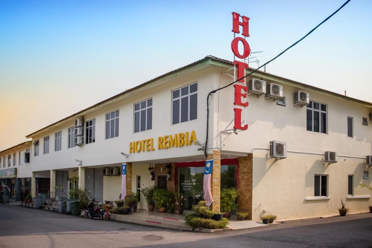 Hotel Rembia Luaran gambar